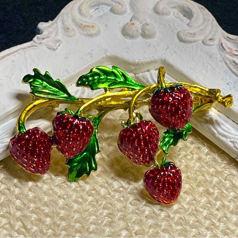 Strawberries Brooch Pin Strawberry Red Berries